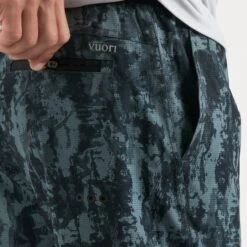 Draft Short | Steel Blue Mountain -Vuori Clothing Store V375SBM 6 0083eab7 42d3 4ca4 8602 551b3e6a365c