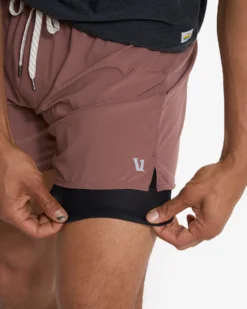 Course Run Short | Terracotta 9 Course Run Short | Terracotta -Vuori Clothing Store V376TER 3681