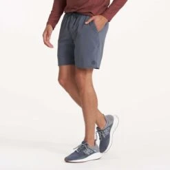 Elevate Kore Short | Azure -Vuori Clothing Store V382AZR 0496