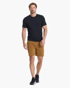 Elevate Kore Short | Caramel -Vuori Clothing Store V382CAR FA22 M ECOMM 01998