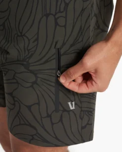 Infinity Boardshort | Balsam Kinetic 8 Infinity Boardshort | Balsam Kinetic -Vuori Clothing Store V383BAK SP23 M ECOMM BOARDSHORTS BOTTOM 1670 1x1 5962054c 68ee 4dab bba0 41b4f5817590