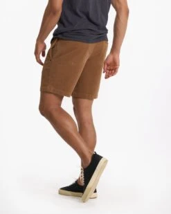Optimist Short | Camel -Vuori Clothing Store V385CAM 3087