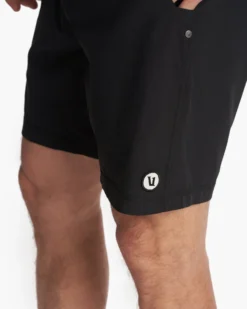 Kore Unlined Short | Black -Vuori Clothing Store V388BLK FA23 M ECOMM SHORTS DETAIL 6