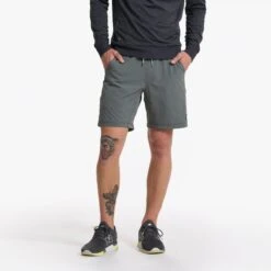 Kore Unlined Short | Dusty Pine -Vuori Clothing Store V388DST 09000