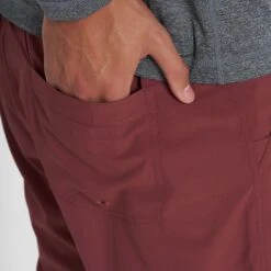 Kore Short 9" | Cedar -Vuori Clothing Store V391CED 1859