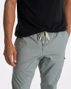 Ripstop Pant - Long | Stormy -Vuori Clothing Store V412STY SP23 M ECOMM PANTS BOTTOM 2081 1x1 036677ba 8342 441e b4fa 4c512e979c44 scaled