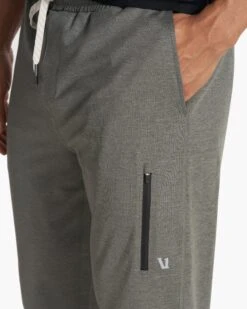 Sunday Performance Jogger | Dusty Pine Heather 8 Sunday Performance Jogger | Dusty Pine Heather -Vuori Clothing Store V416HDY FA23 M ECOMM PANTS DETAIL 6