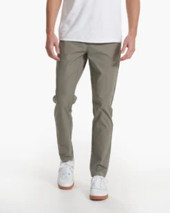 Cascade Tech Chino Pant | Woodash -Vuori Clothing Store V427WDA SP23 M ECOMM PANTS BOTTOM 1746 1X1 73352816 c663 47bd 961c a268ccfdacea