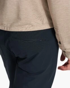 Meta Pant | Ink 8 Meta Pant | Ink -Vuori Clothing Store V430INK 3 1e4dbe13 353d 4794 a373 b66fccfc016c