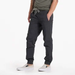 Ripstop Traveler Jogger | Charcoal -Vuori Clothing Store V434CCL 3567