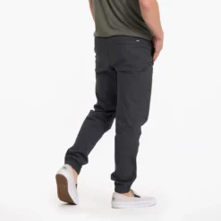 Ripstop Traveler Jogger | Charcoal -Vuori Clothing Store V434CCL 3595