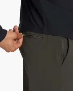 Fleet Jogger | Dark Oregano 11 Fleet Jogger | Dark Oregano -Vuori Clothing Store V444DOR FA23 M ECOMM PANTS DETAIL 9