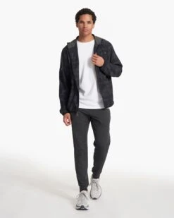 Outdoor Trainer Shell | Black Camo -Vuori Clothing Store V512BCM FA17 M ECOMM TOP 2721