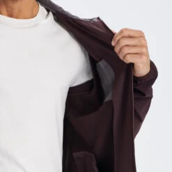 Outdoor Trainer Shell | Oxblood Texture 9 Outdoor Trainer Shell | Oxblood Texture -Vuori Clothing Store V512OXT 4