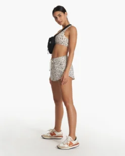 Vuori Hip Pack | Black -Vuori Clothing Store V8008BLK SP23 W ECOMM SHORTS FULL 3801 1x1 1cd50ee0 7a2e 4f18 b08f 1e94d34e7e3f