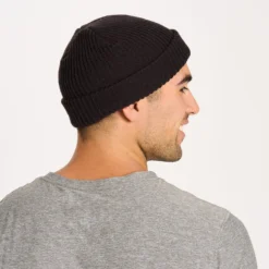 California Beanie | Dark Cherry -Vuori Clothing Store V820DCH 2 ea122850 3d7b 49fb 9026 d35b43e6883b