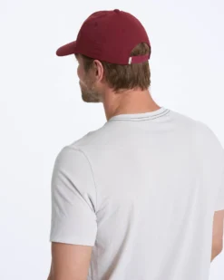 The Shine Hat | Currant -Vuori Clothing Store V869CUR 4967