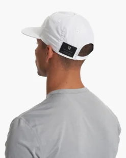 Minimalist Hat | White 5 Minimalist Hat | White -Vuori Clothing Store V871WHT SP23 AXS ECOMM HEADWEAR 3569 1x1 3b1e8865 bd24 4f9a b21d 5622e52e54e8