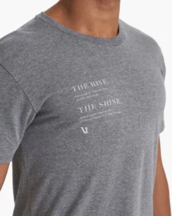 Dedication Tee | Heather Grey -Vuori Clothing Store V9004HTG SP23 M ECOMM PRINTABLES 0405 DETAIL 1x1 32ffb0ee 0728 4787 b510 af1ff59896c2