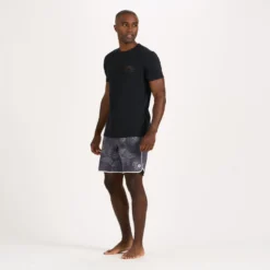 Investment In Happiness Tee | Black 7 Investment In Happiness Tee | Black -Vuori Clothing Store V966BLK 4 1a55dd52 fc2d 4ea0 8016 1f18cbee4457