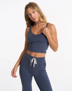 Halo Performance Crop | Azure Heather 9 Halo Performance Crop | Azure Heather -Vuori Clothing Store VW1005HAZ SP23 W ECOMM TOPS DETAIL 00717 1x1 7336d9d1 58a1 4125 90a5 7fbfb1bb4702