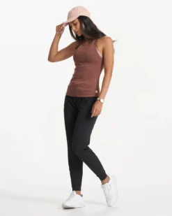 Sunrise High Neck Tank | Hazelnut -Vuori Clothing Store VW1012HZN SP23 W ECOMM TOPS FULL 0350 1x1 ccf21c91 850f 4f53 a5e0 f7c0b9d3506d