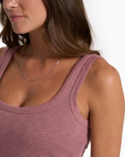 Sunrise Crop Tank | Marsala 8 Sunrise Crop Tank | Marsala -Vuori Clothing Store VW1013MAR SP23 W ECOMM TOPS TOP 1275 1x1 bdce92de d14d 4eb6 aca8 9aafb8e6d353