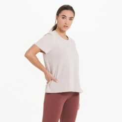 Feather Tee | Oyster