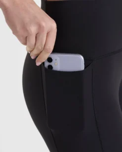 Studio Pocket Legging | Black -Vuori Clothing Store VW1028OST 0246