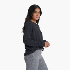 Long-Sleeve Sunrise Crew | Black -Vuori Clothing Store VW1048BLK 0847