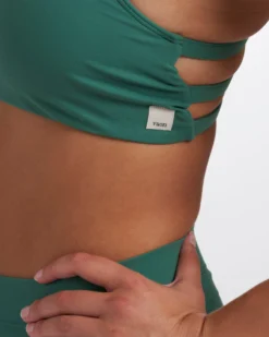 Yosemite Bra | Cactus 7 Yosemite Bra | Cactus -Vuori Clothing Store VW104CAC 2534