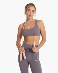 Yosemite Bra | Sawyer -Vuori Clothing Store VW104SAW SP23 W ECOMM SPORTSBRAS FULL 2563 1x1 fd9fa09f d334 4a9c 9b32 a1ab849e3027