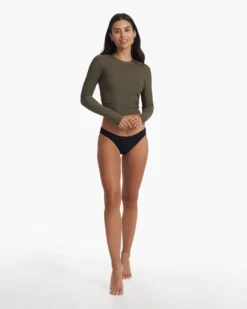 Long Sleeve Dune Crew | Oregano -Vuori Clothing Store VW1082ORE SP23 W ECOMM WATER 20TOPS 1459 FULL 1X1 70fdd53a c747 4fe7 b1eb 3d616dab0e2f