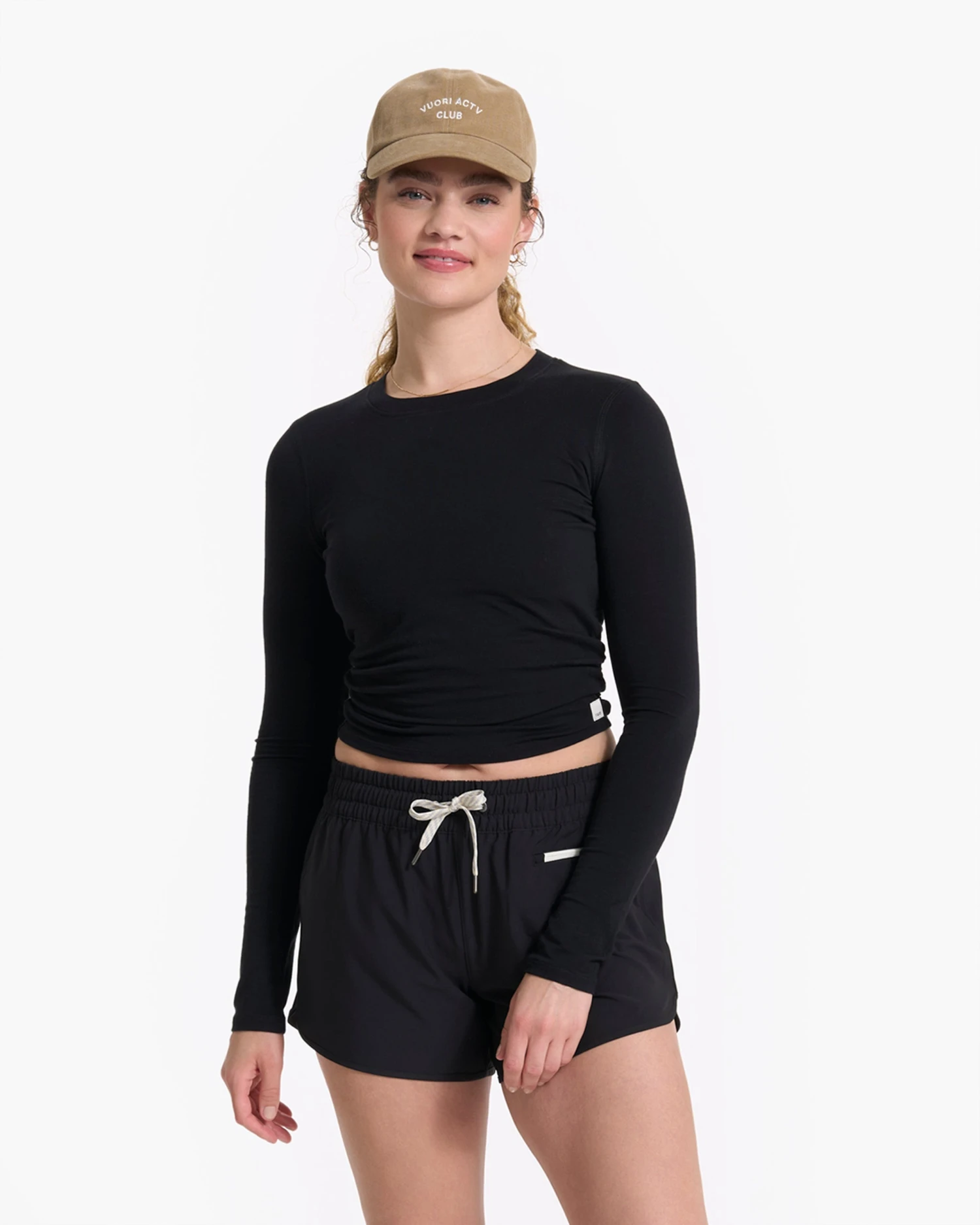 Long-Sleeve Coast Crop Crew | Black 1 Long-Sleeve Coast Crop Crew | Black