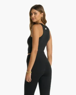 Granite Heathered Zip Tank | Black Heather -Vuori Clothing Store VW1085HBK SP23 W ECOMM TOPS 0356 1X1 7afc5568 f9ec 421b 9772 6076e213b518