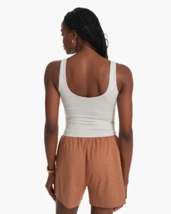 Halo Essential Tank | Salt Heather -Vuori Clothing Store VW1089HST SP23 W ECOMM TOPS 0234 TOP 1x1 62376539 7457 4511 92f9 12d940d17837