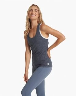 Lux Performance Tank | Azure Heather -Vuori Clothing Store VW108HAZ SP23 W ECOMM TOPS 1749 1x1 7d294833 5677 4035 a95d 7d617f4d3e40