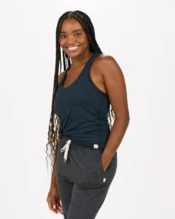 Lux Performance Tank | Ink Heather -Vuori Clothing Store VW108HIN 1 d50286b2 de44 4e3f 87ce 22f0d869a4b2
