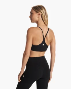 Vuori AllTheFeels™ Bra | Black 9 Vuori AllTheFeels™ Bra | Black -Vuori Clothing Store VW1099BLK FA23 W ECOMM sportsbras BACK TOPS 7