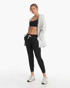 Halo Essential Bra | Black Heather -Vuori Clothing Store VW1110HBK SP23 W ECOMM SPORTSBRAS FULL 2830 1X1 d1477125 7977 4746 9d59 0236292ede8f scaled