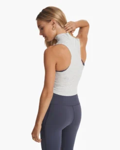 Cove Funnel Neck Tank | Light Heather Grey 9 Cove Funnel Neck Tank | Light Heather Grey -Vuori Clothing Store VW1113LHG SP23 W ECOMM TOPS 2196 TOP 1x1 17b0d8ba dc24 4add 9e66 b8725880c93f