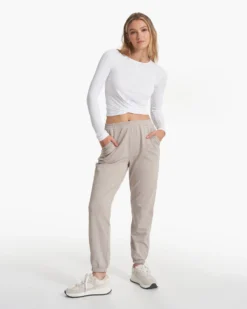 Long Sleeve Cove Twist Tee | White 10 Long Sleeve Cove Twist Tee | White -Vuori Clothing Store VW1114WHT SP23 W ECOMM TOPS 2551 FULL 1x1 ad6d79b3 6ac0 4e7d 98f8 797bf4f8f1f7