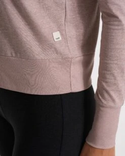 Daydream Crew | Umber Heather -Vuori Clothing Store VW133HUM SP23 W ECOMM TOPS DETAIL 2397 1x1 229872a6 44e4 4c9e 9fe8 5f8f90713fd0