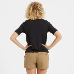 Coast Tee | Black -Vuori Clothing Store VW156BLK 3