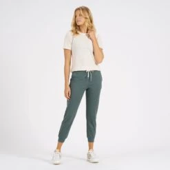 Sunset Tee | Natural -Vuori Clothing Store VW176NAT 4