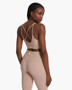 Mindset Bra | Coconut -Vuori Clothing Store VW186COC SP23 W ECOMM SPORTSBRAS 0627 TOP 1X1 770b9530 b08c 469b bb67 8be63e5a82ce