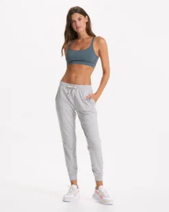 Mindset Bra | Stone 9 Mindset Bra | Stone -Vuori Clothing Store VW186STN SP23 W ECOMM SPORTSBRAS TOP 0638 1x1 3e27c67d 5bb7 4670 9cc9 836e8bf62d23