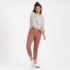 Long-Sleeve Sundown Tee | Fog 8 Long-Sleeve Sundown Tee | Fog -Vuori Clothing Store VW196FOG 4 7b184921 a91d 4415 87db 9b180c7e5f38