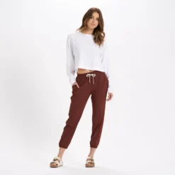 Long-Sleeve Sundown Tee | White -Vuori Clothing Store VW196WHT 4 fc776e96 09bb 4b4f b663 0f86beae91ed