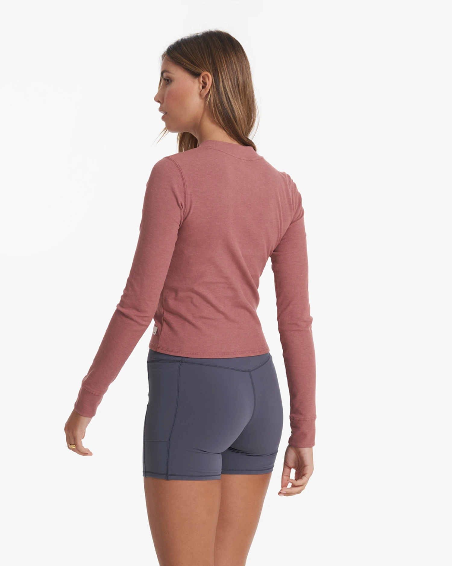 Long-Sleeve Pose Fitted Tee | Rosewood Heather 3 Long-Sleeve Pose Fitted Tee | Rosewood Heather - Image 3
